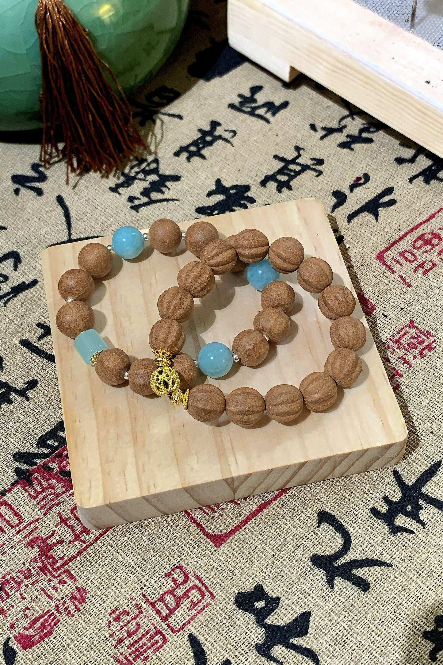 玫瑰解郁中药手串,合香珠手工制品,五年持久散发天然香味,舒适生活必备饰品