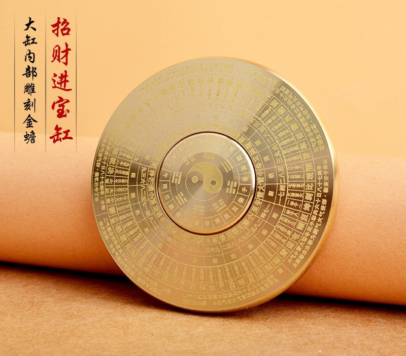 A high-precision multi-layer brass compass, a treasure of ancient culture, is a stress-relieving tool
