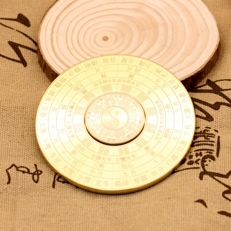 A high-precision multi-layer brass compass, a treasure of ancient culture, is a stress-relieving tool